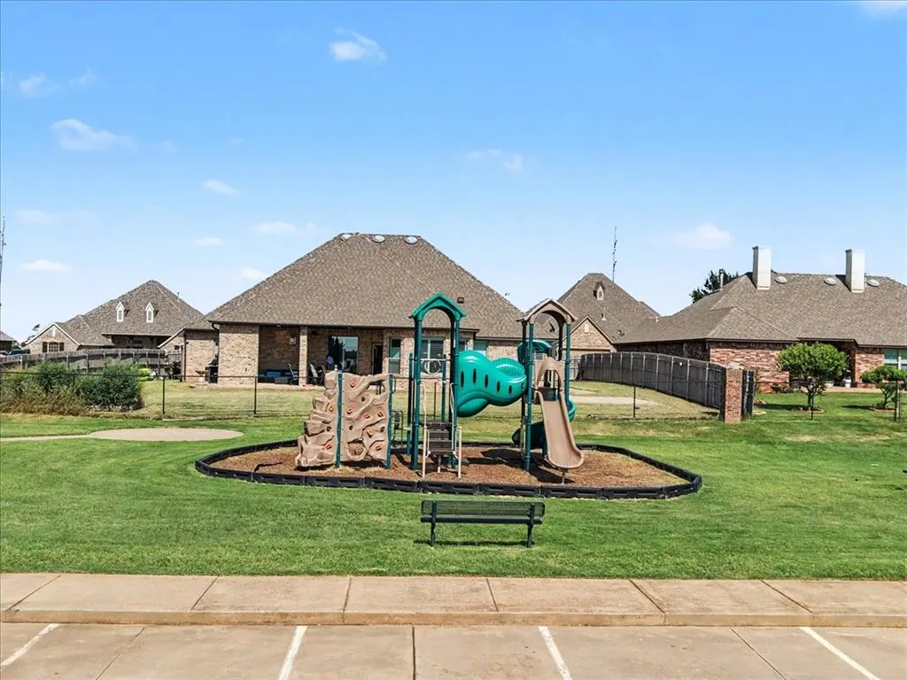 Photo 22 — 3305 Sugar Maple Way, Oklahoma City, OK 73179
