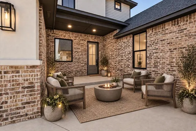 Photo 3 — 3305 Sugar Maple Way, Oklahoma City, OK 73179