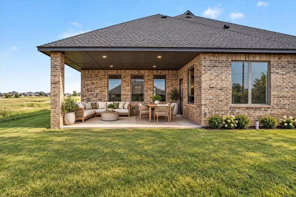 Photo 19 — 3305 Sugar Maple Way, Oklahoma City, OK 73179