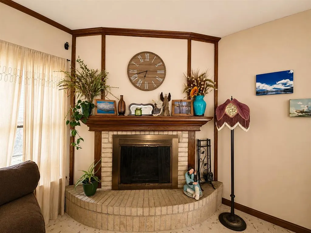 Photo 8 — 2005 N Canary Lane, Altus, OK 73521