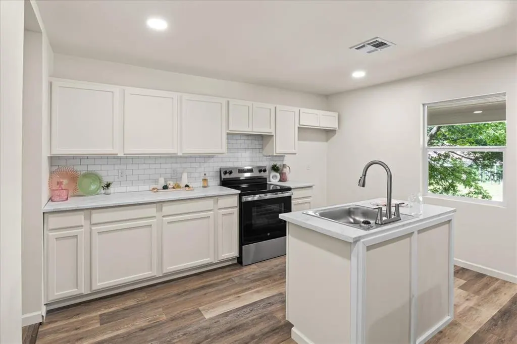 Photo 7 — 917 W Colorado Avenue, Chickasha, OK 73018