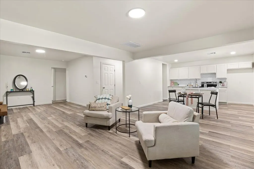 Photo 11 — 917 W Colorado Avenue, Chickasha, OK 73018