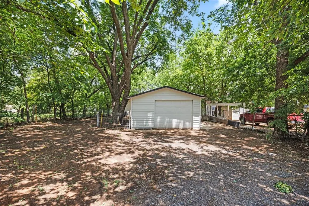 Photo 19 — 917 W Colorado Avenue, Chickasha, OK 73018