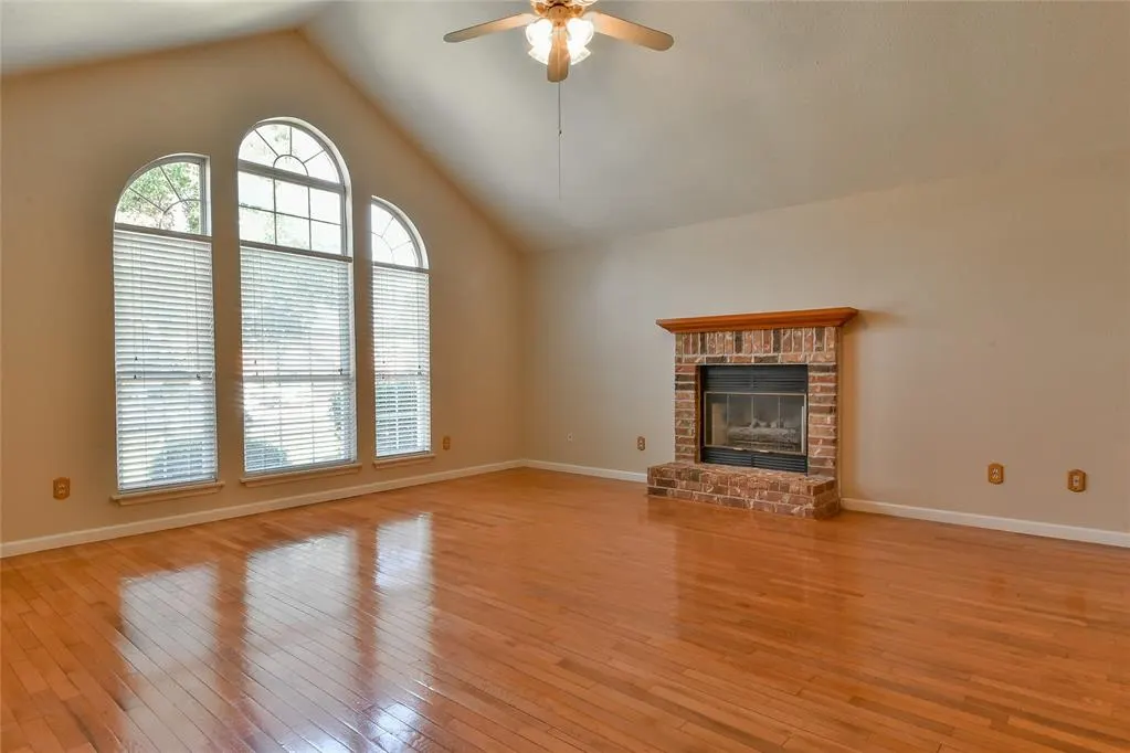 Photo 5 — 612 Fox Hunt Lane, Edmond, OK 73003