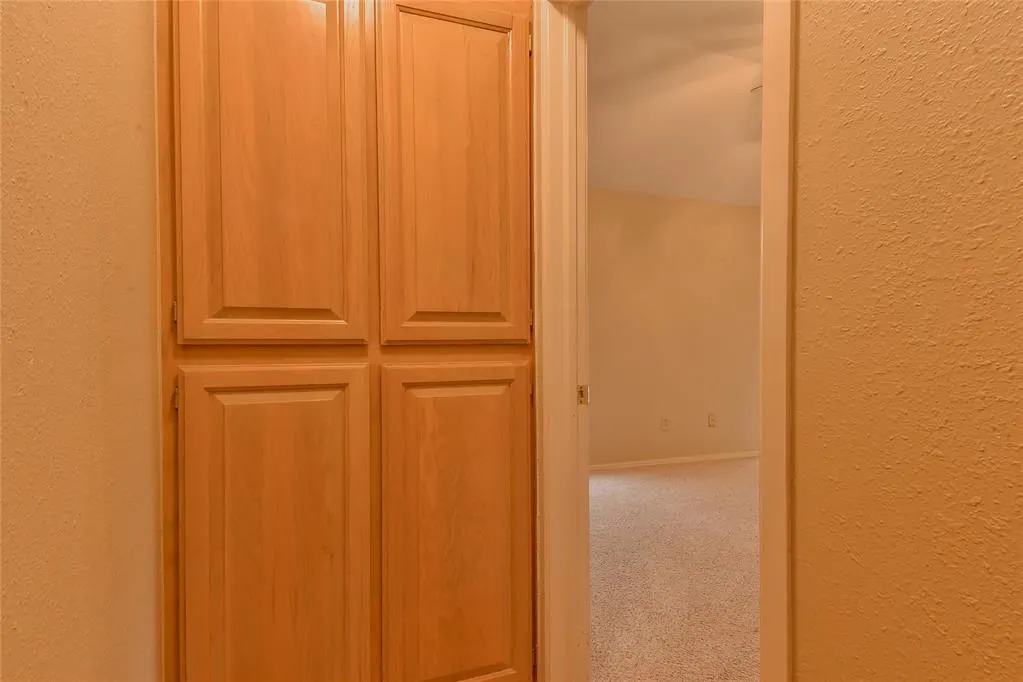 Photo 12 — 612 Fox Hunt Lane, Edmond, OK 73003