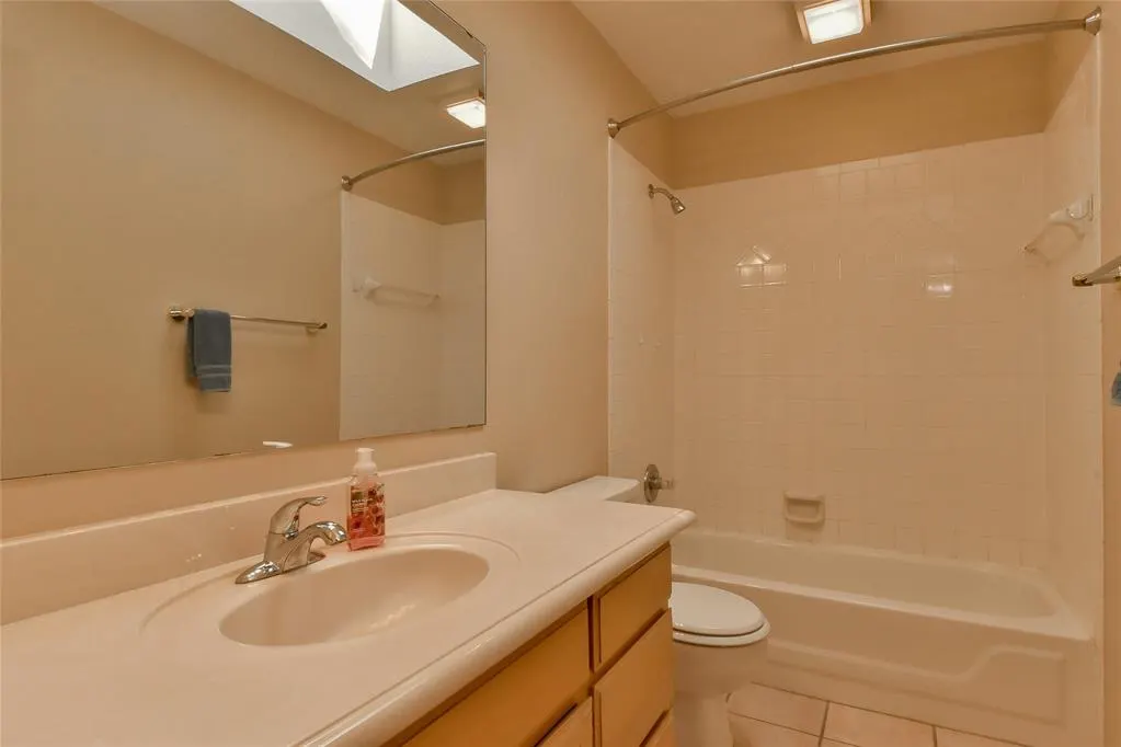 Photo 15 — 612 Fox Hunt Lane, Edmond, OK 73003