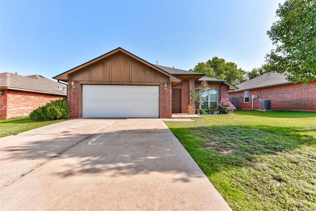 Photo 5 — 417 Tecumseh Meadows Court, Norman, OK 73069