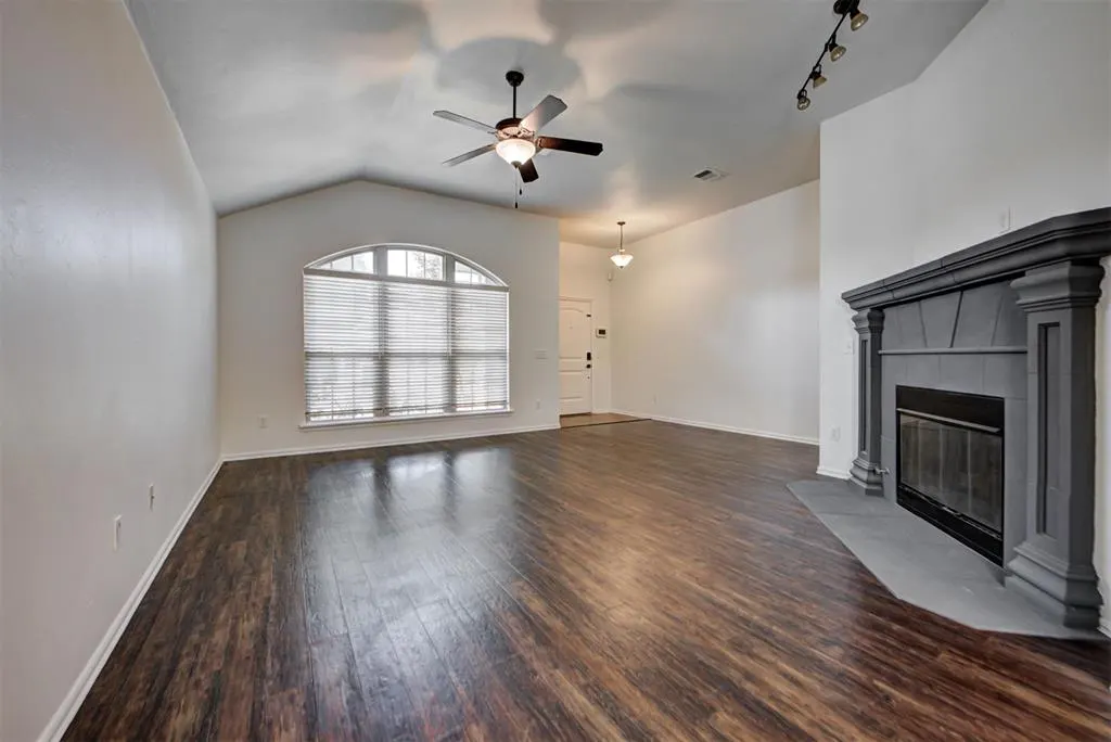 Photo 15 — 417 Tecumseh Meadows Court, Norman, OK 73069