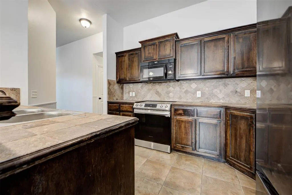 Photo 24 — 417 Tecumseh Meadows Court, Norman, OK 73069