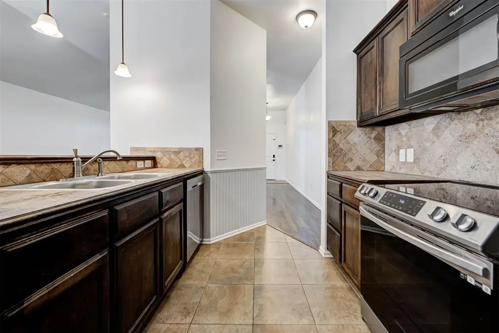 Photo 25 — 417 Tecumseh Meadows Court, Norman, OK 73069