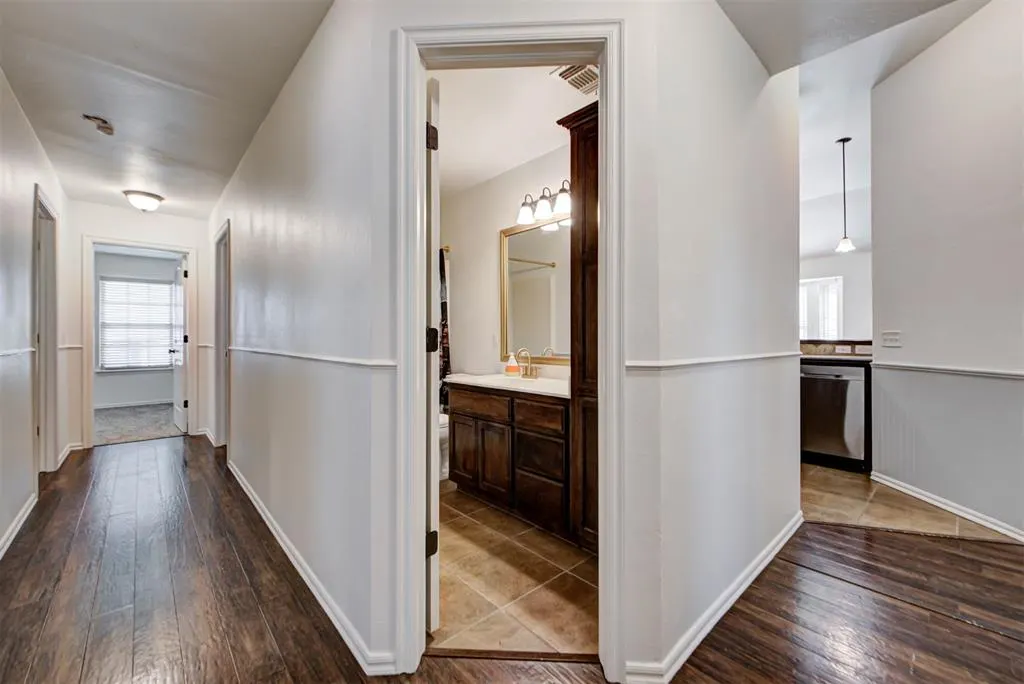 Photo 29 — 417 Tecumseh Meadows Court, Norman, OK 73069
