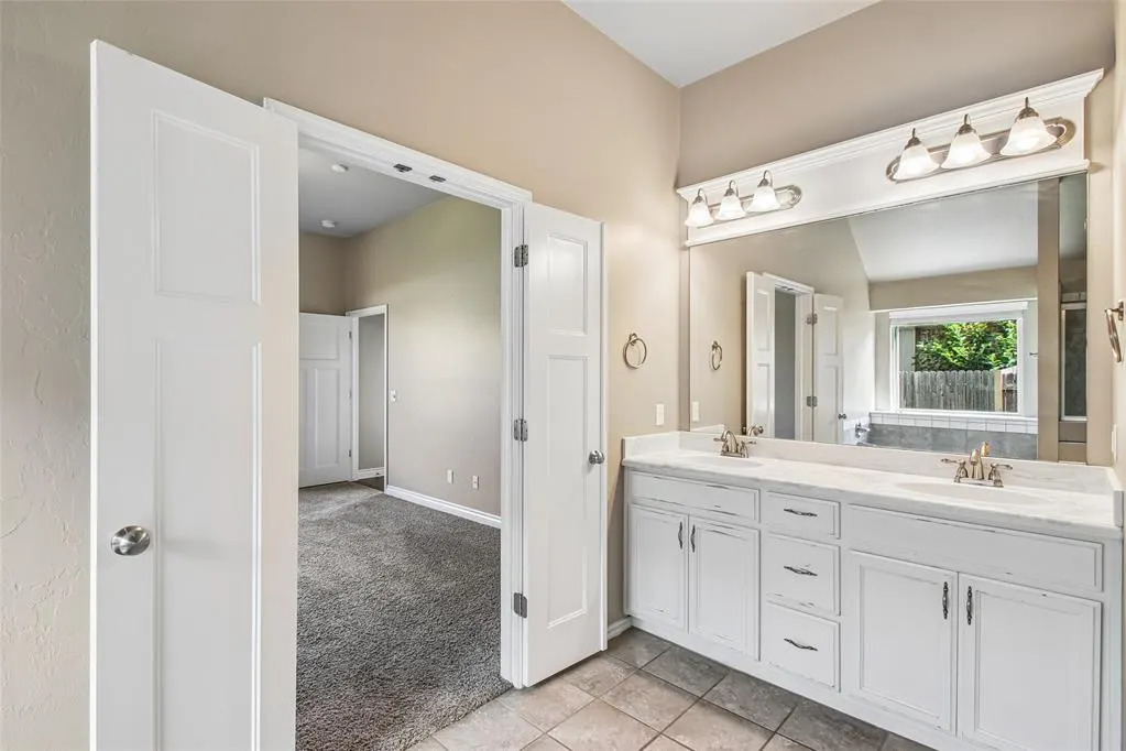 Photo 26 — 18305 Bodegon Road, Edmond, OK 73012