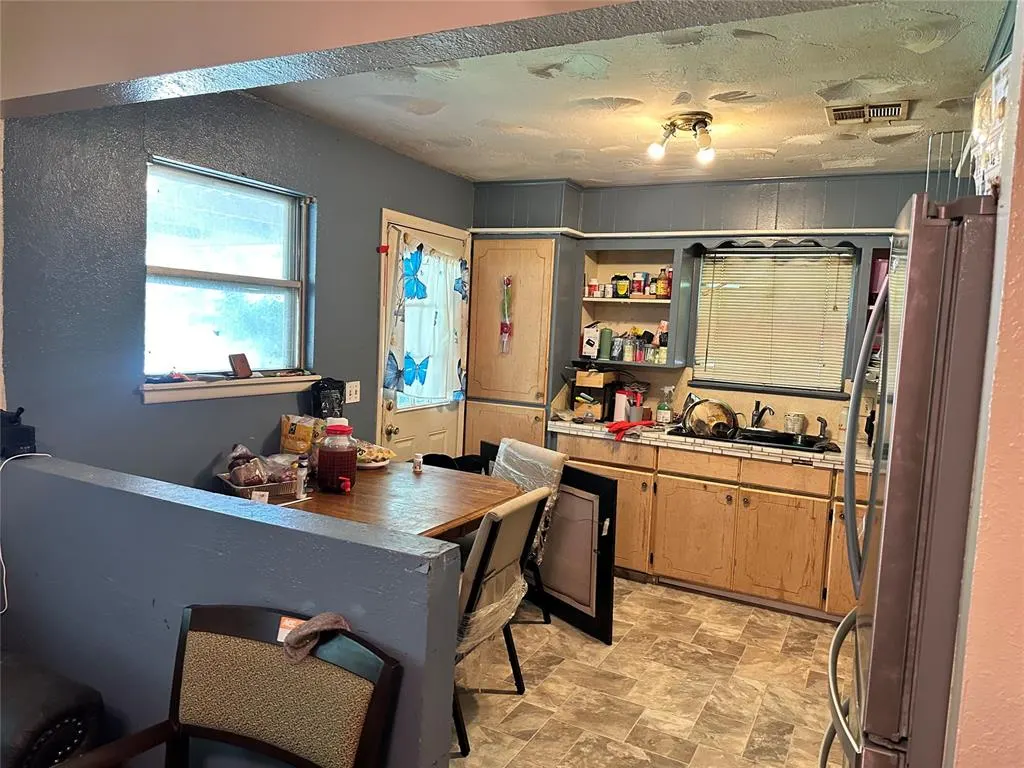 Photo 3 — 641 SE 73rd Street, Oklahoma City, OK 73149
