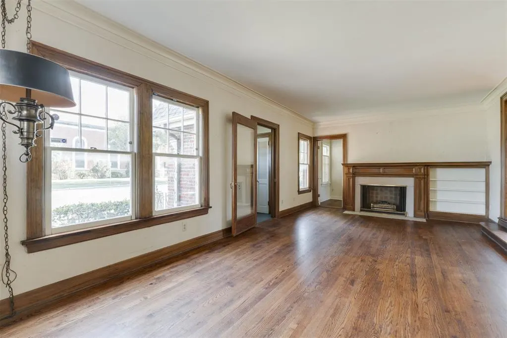 Photo 8 — 1912 NW 18th Street, Oklahoma City, OK 73106