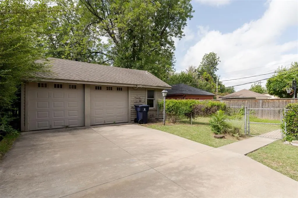 Photo 40 — 1912 NW 18th Street, Oklahoma City, OK 73106