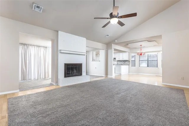 Photo 4 — 10304 Southridge Terrace, Oklahoma City, OK 73159