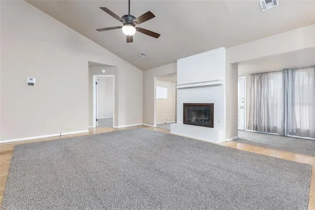Photo 5 — 10304 Southridge Terrace, Oklahoma City, OK 73159
