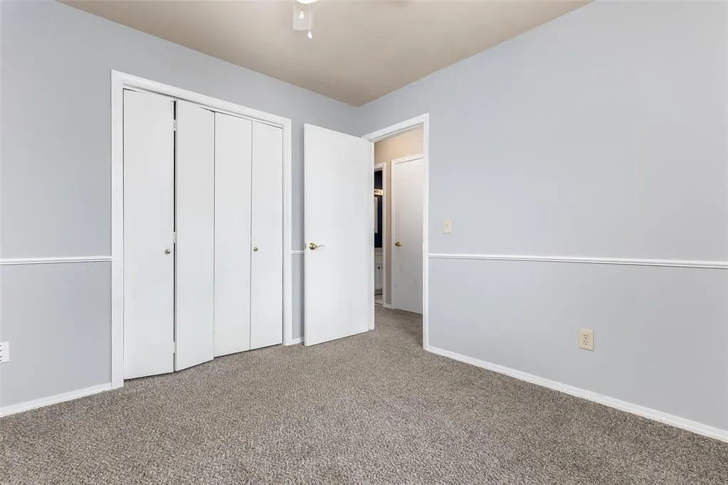 Photo 12 — 10304 Southridge Terrace, Oklahoma City, OK 73159