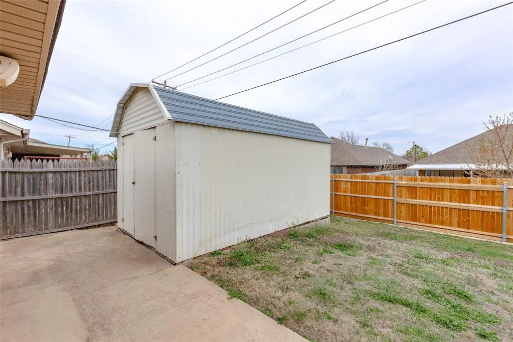 Photo 24 — 10304 Southridge Terrace, Oklahoma City, OK 73159