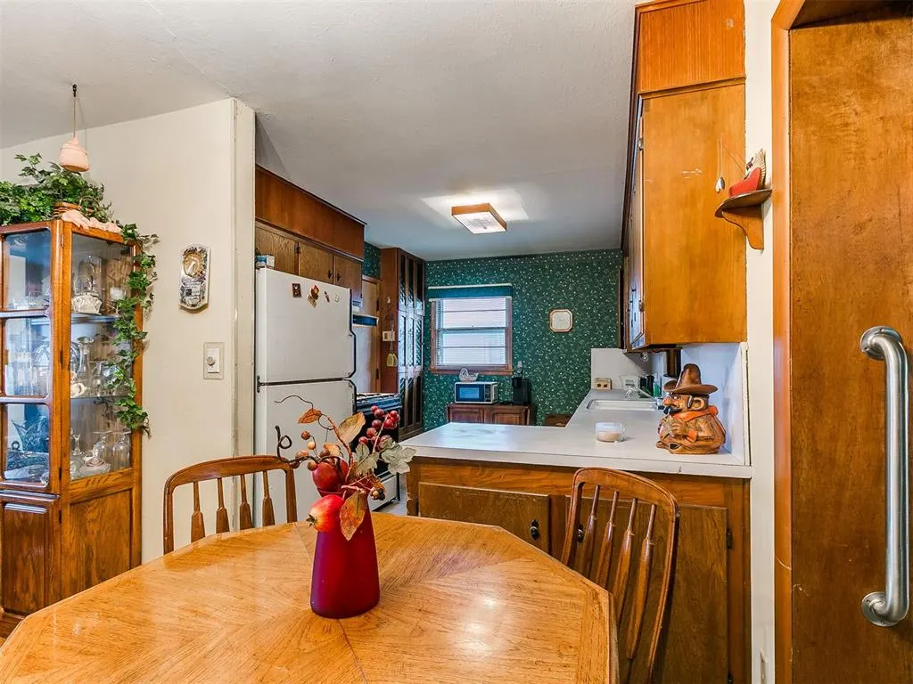 Photo 12 — 2520 SW 50th Street, Oklahoma City, OK 73119