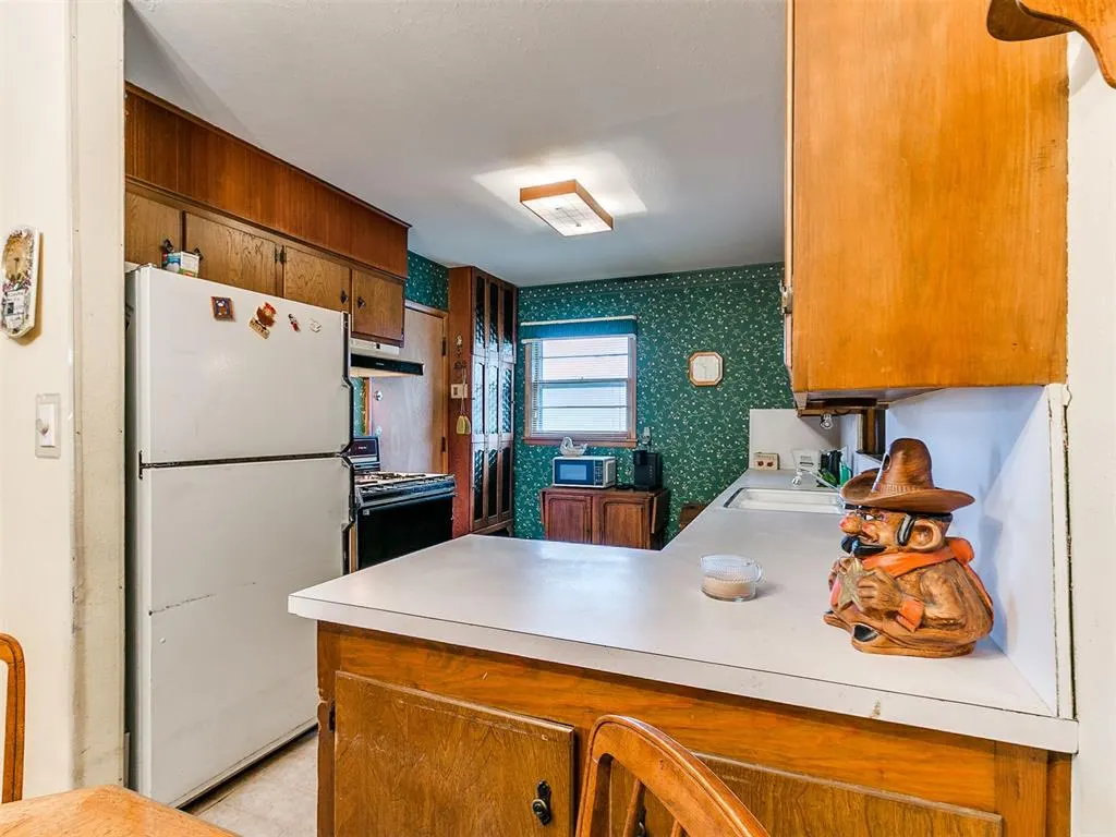 Photo 15 — 2520 SW 50th Street, Oklahoma City, OK 73119
