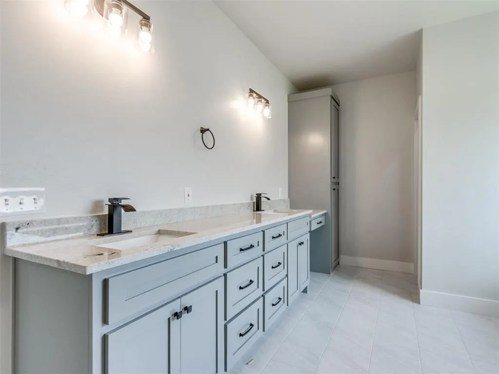 Photo 18 — 4740 Ranchero Drive, Edmond, OK 73025