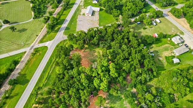 Photo 8 — 10900 E Wilshire Boulevard, Spencer, OK 73084