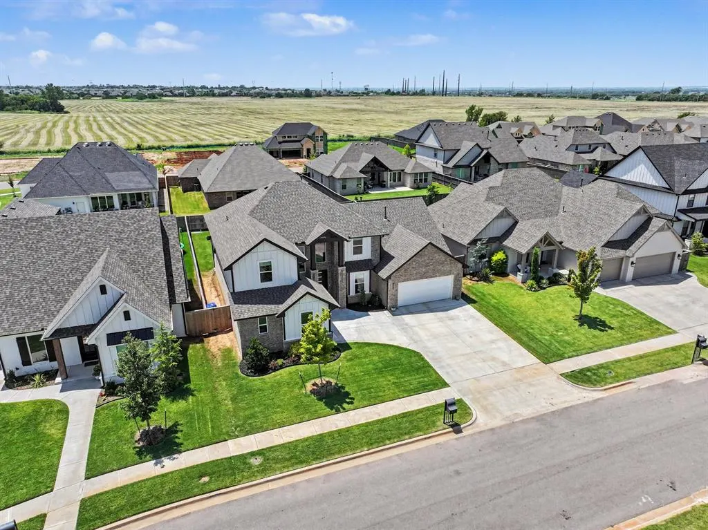 Photo 3 — 4220 Windstone Drive, Norman, OK 73072