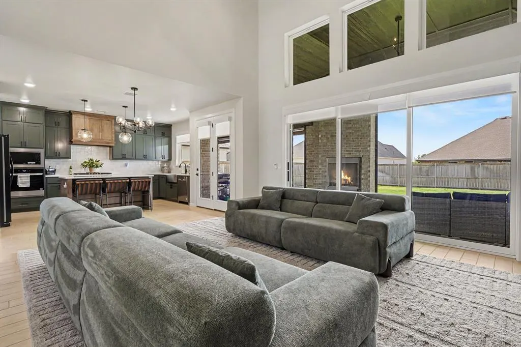Photo 9 — 4220 Windstone Drive, Norman, OK 73072