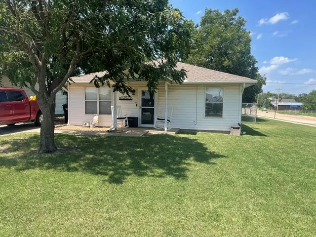 Front exterior — 227 SE 3rd Street, Moore, OK 73160
