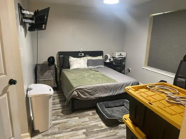 Photo 11 — 227 SE 3rd Street, Moore, OK 73160