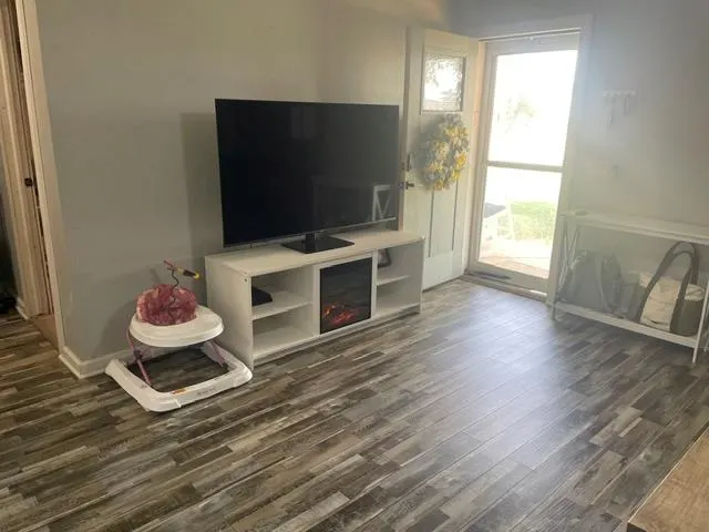 Photo 23 — 227 SE 3rd Street, Moore, OK 73160