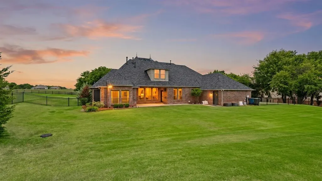 Photo 5 — 2209 Crestwood Drive, Jones, OK 73049