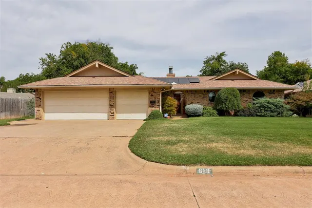 Front exterior — 613 SW 63rd Terrace, Oklahoma City, OK 73139