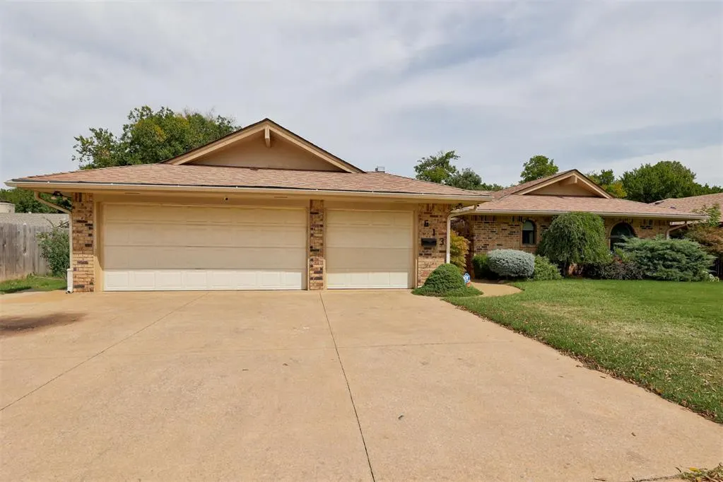 Photo 3 — 613 SW 63rd Terrace, Oklahoma City, OK 73139