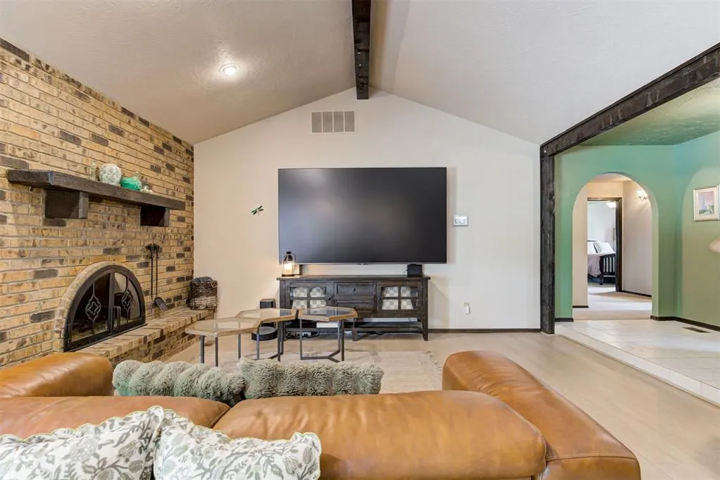 Photo 6 — 613 SW 63rd Terrace, Oklahoma City, OK 73139