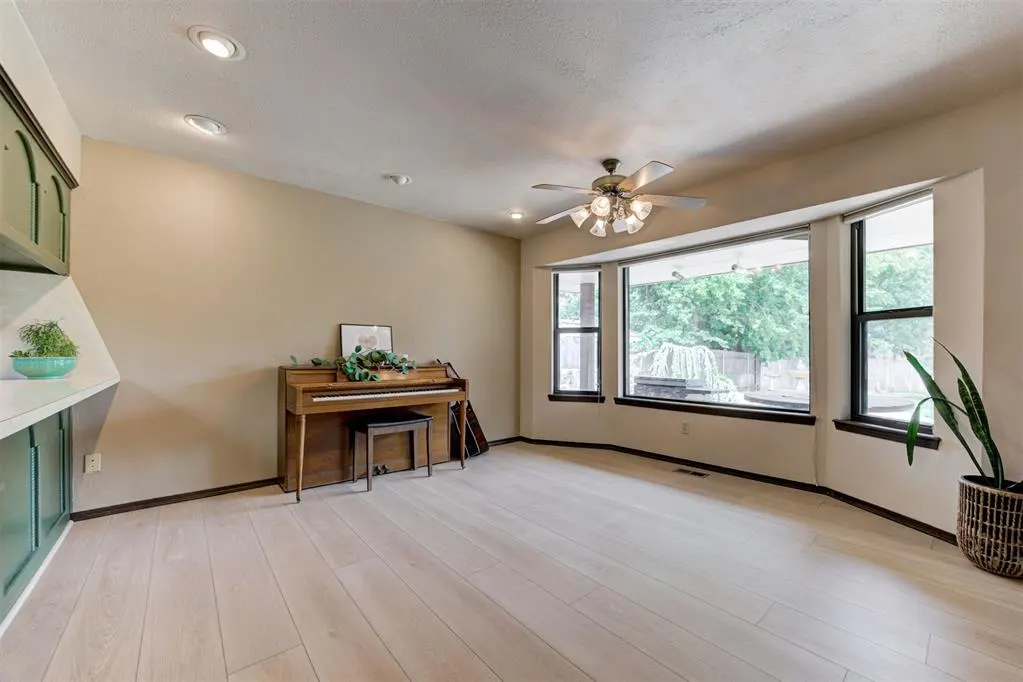 Photo 12 — 613 SW 63rd Terrace, Oklahoma City, OK 73139