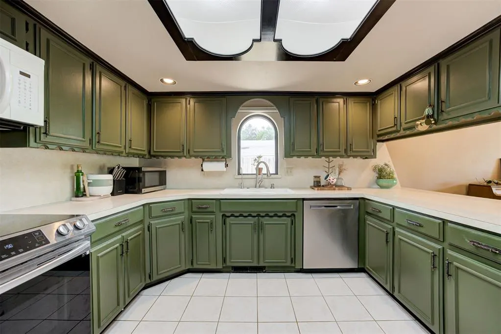 Photo 17 — 613 SW 63rd Terrace, Oklahoma City, OK 73139