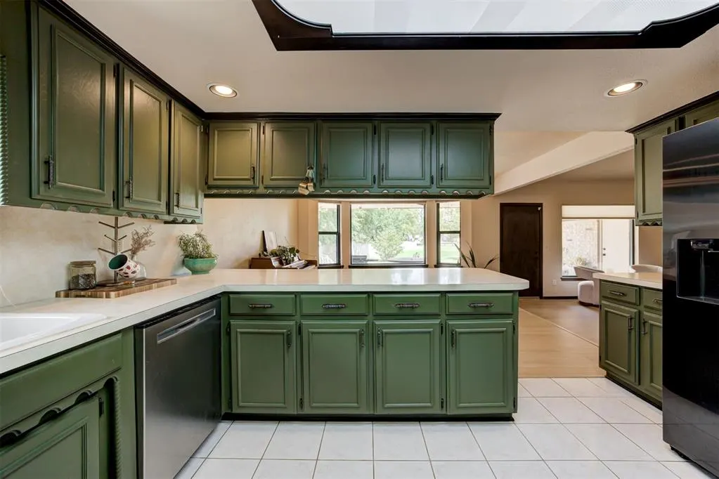 Photo 18 — 613 SW 63rd Terrace, Oklahoma City, OK 73139