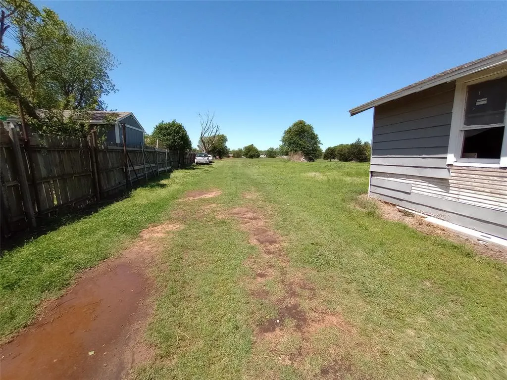 Photo 7 — 2651 N HARRAH Road, Harrah, OK 73045