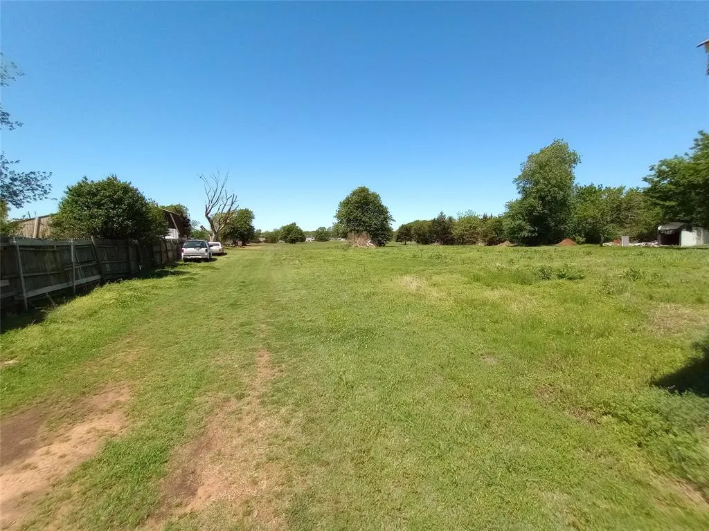 Photo 8 — 2651 N HARRAH Road, Harrah, OK 73045