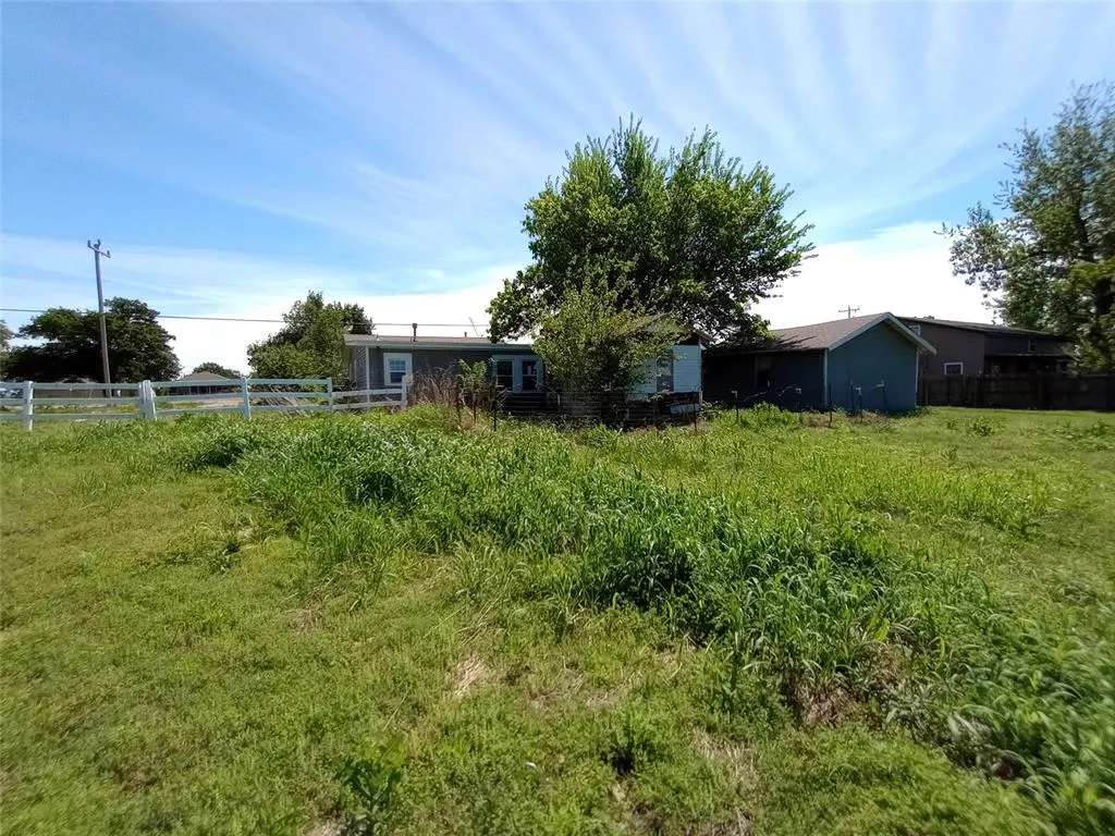 Photo 11 — 2651 N HARRAH Road, Harrah, OK 73045