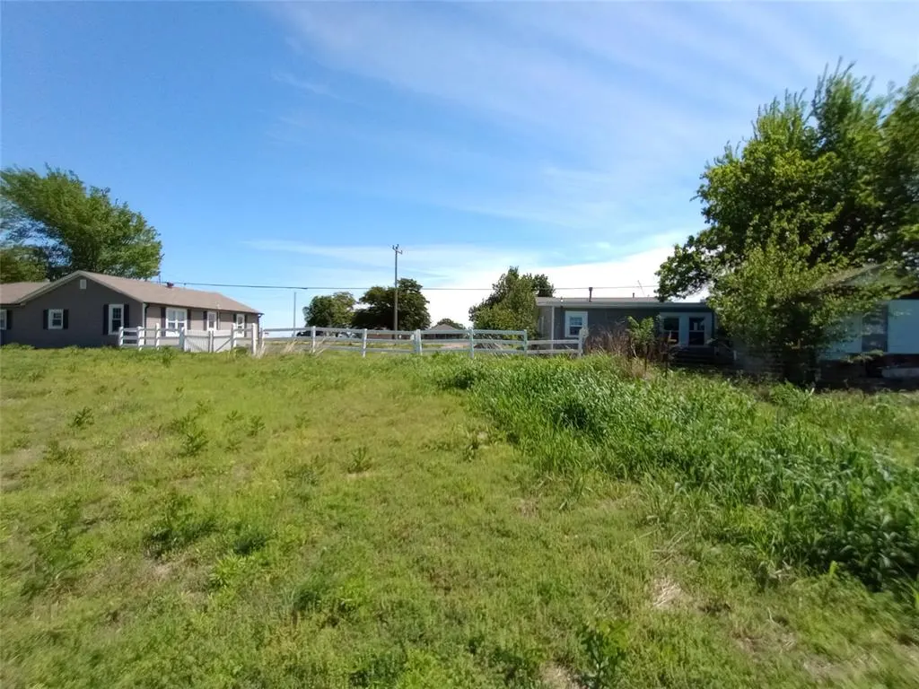 Photo 12 — 2651 N HARRAH Road, Harrah, OK 73045