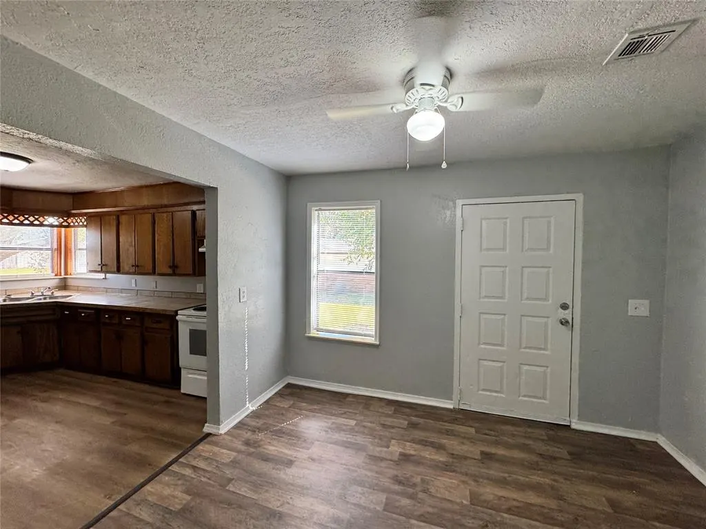 Photo 13 — 938 SW 62nd Street, Oklahoma City, OK 73139