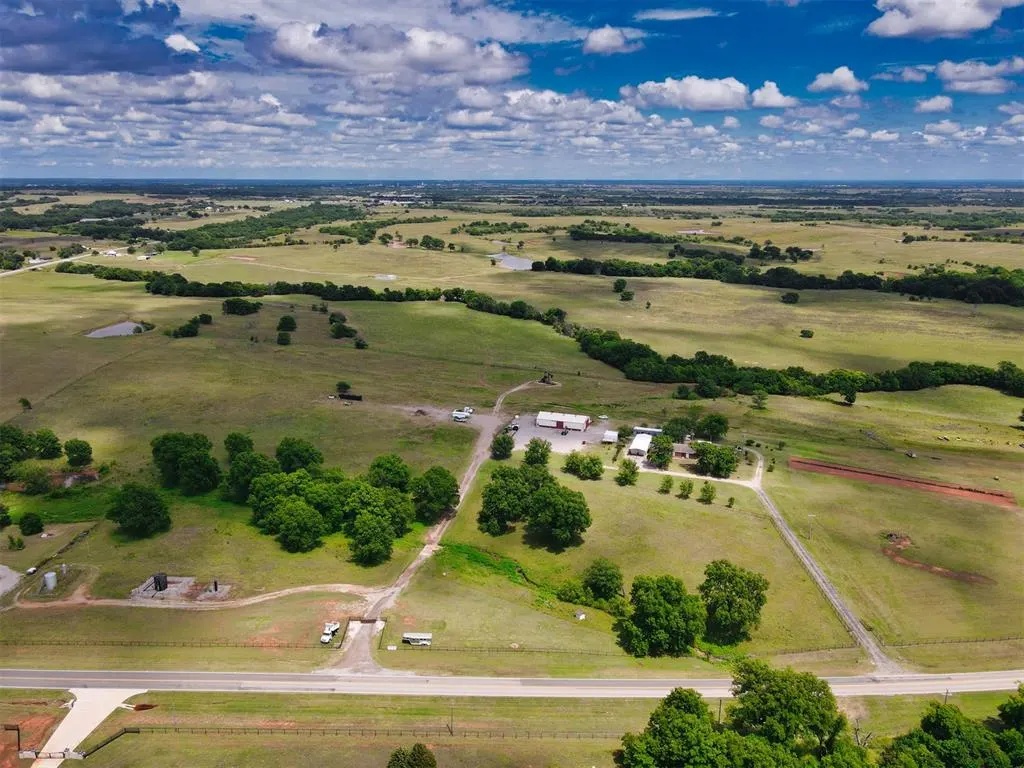 Front exterior — 13612 St Hwy 74, Maysville, OK 73057