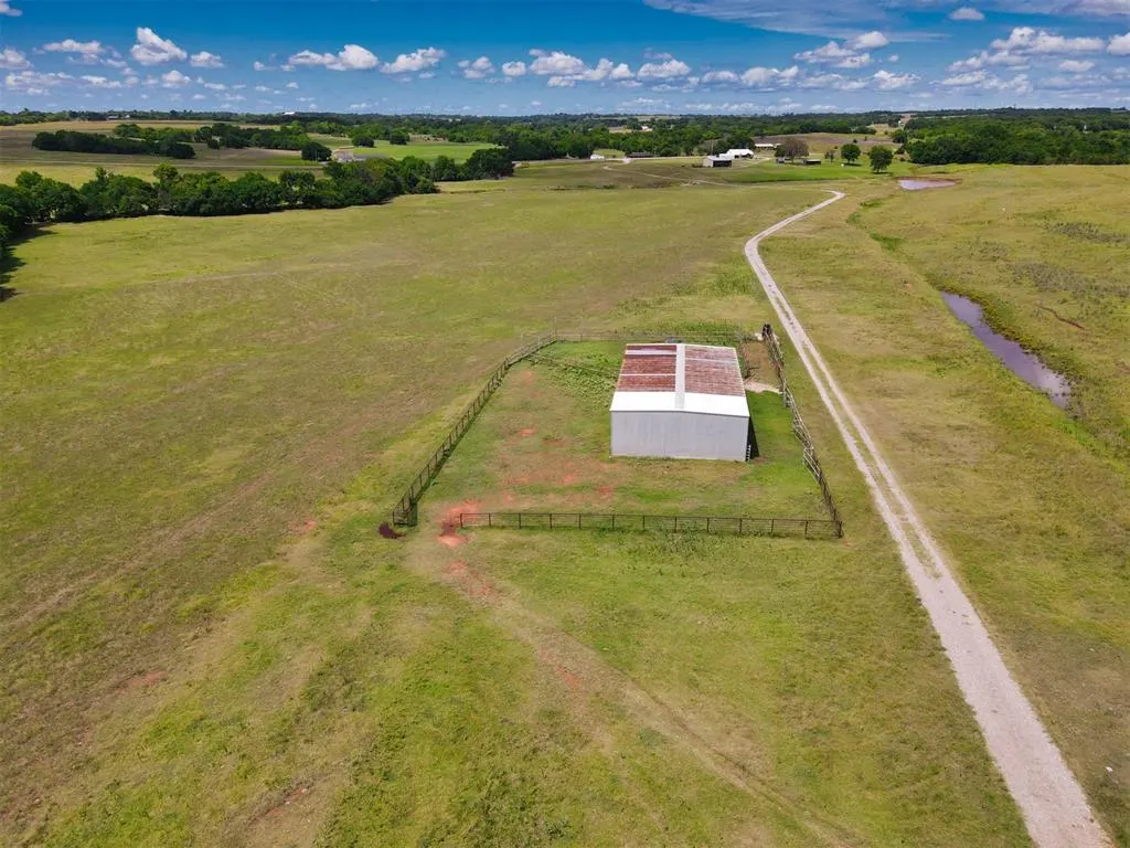 Photo 6 — 13612 St Hwy 74, Maysville, OK 73057