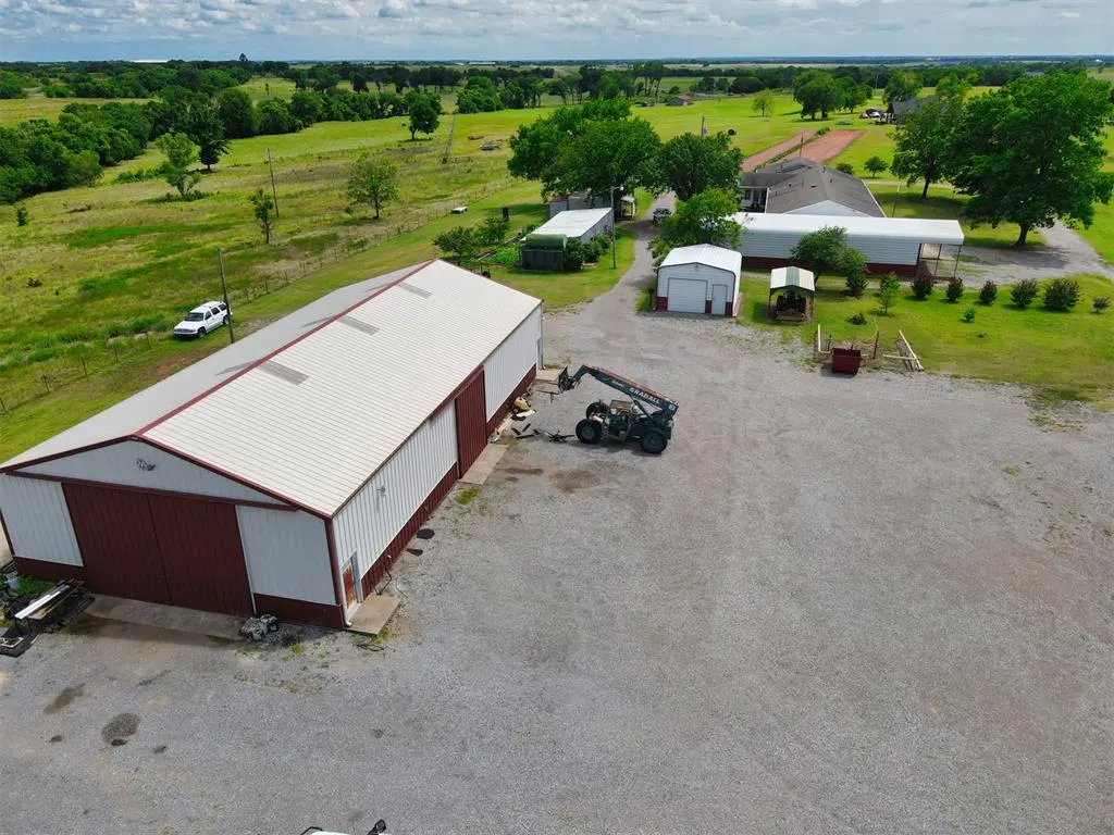Photo 18 — 13612 St Hwy 74, Maysville, OK 73057
