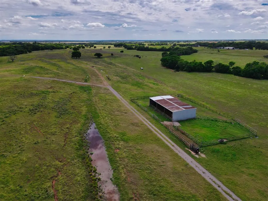 Photo 23 — 13612 St Hwy 74, Maysville, OK 73057