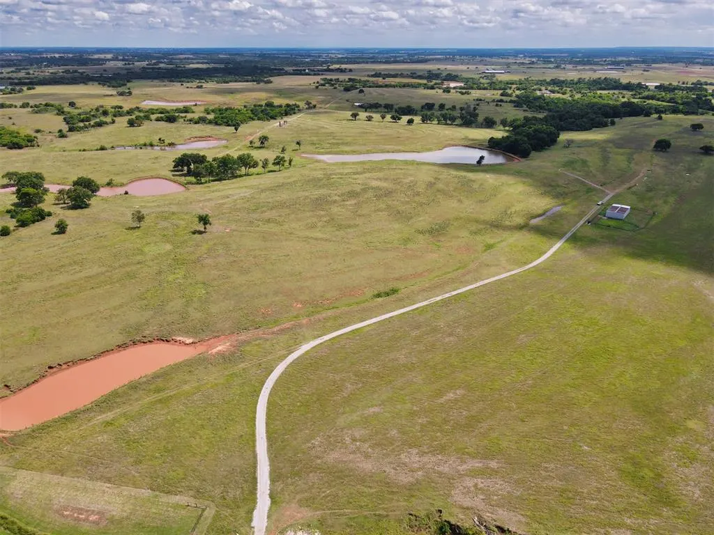 Photo 24 — 13612 St Hwy 74, Maysville, OK 73057