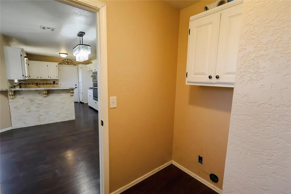 Photo 13 — 339736 E Highline Road, Chandler, OK 74834